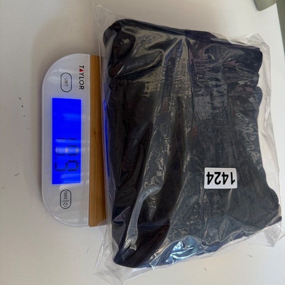 Lauren Jeans Co Ralph Lauren Womens Black Denim Straight Leg Pants Size 8P - Picture 12 of 13